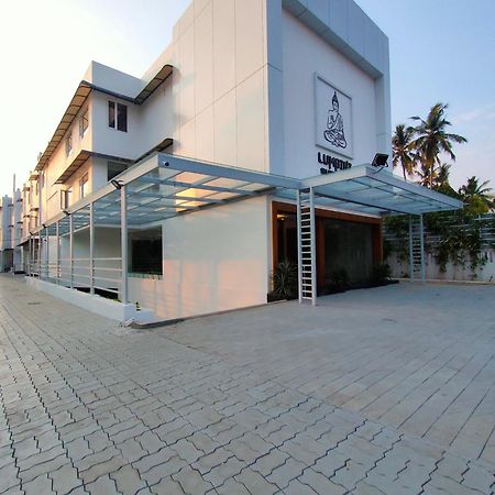 Lumbini Supreme 호텔 Thrissur 외부 사진